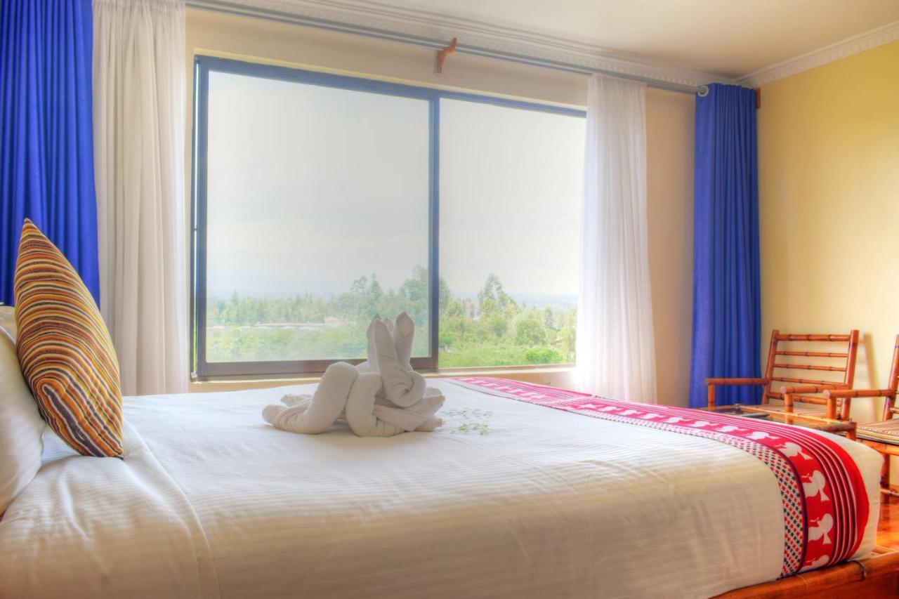 Peaks Hotel Наньюки Экстерьер фото